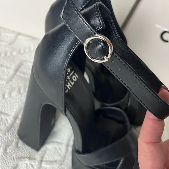 Chase + Chloe Black Strappy Adjustable Platform Heels Various Sizes - Picture 11 of 14